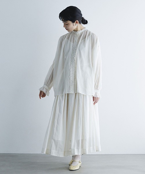 studio CLIP（スタディオクリップ）の「《natural by clip》スクエアドット刺繍ブラウス（シャツ/ブラウス・レディース・アイボリー/ブラック・FREE）」の12枚目の写真