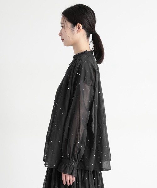 studio CLIP（スタディオクリップ）の「《natural by clip》スクエアドット刺繍ブラウス（シャツ/ブラウス・レディース・アイボリー/ブラック・FREE）」の20枚目の写真