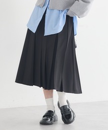 タックプリーツミディスカート