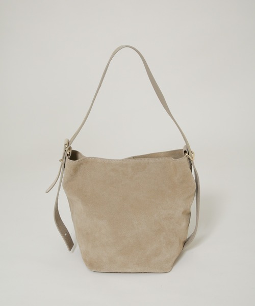 AULENTTI（オウレンティ）の「AULENTTI/スエードワンショルダーバッグ（ショルダーバッグ・レディース・ブラウン/ベージュ・FREE）」の4枚目の写真