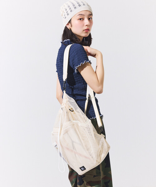 FREAK'S STORE(フリークスストア)の「UMBRO × FREAK'S STORE/アンブロ 別注 マルチway ナイロンコード付き メッシュバッグ /バックパック/ワンショルダーバッグ/ショルダーバッグ(ショルダーバッグ・レディース・グレー/ナチュラル/ブラック・ONE SIZE)」の17枚目の写真
