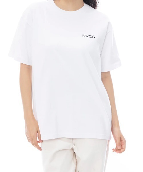 RVCA(ルーカ)の「【RVCA/ルーカ】 DAISY VA BOX LOGO LOOSE FIT SS TEE/半袖 バックプリント ロゴTシャツ(Tシャツ/カットソー・レディース・ブラック/ホワイト・MEDIUM/SMALL)」の10枚目の写真