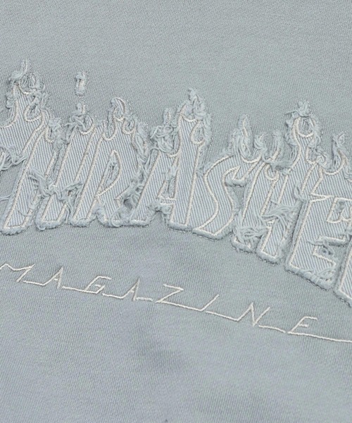 THRASHER（スラッシャー）の「THRASHER (スラッシャー) ダメージ デニムロゴ スウェット トレーナー ピグメント加工 裏毛 トレーナー（スウェット・メンズ・グレー/ピンク/ダークグレー・M/L/LL）」の7枚目の写真