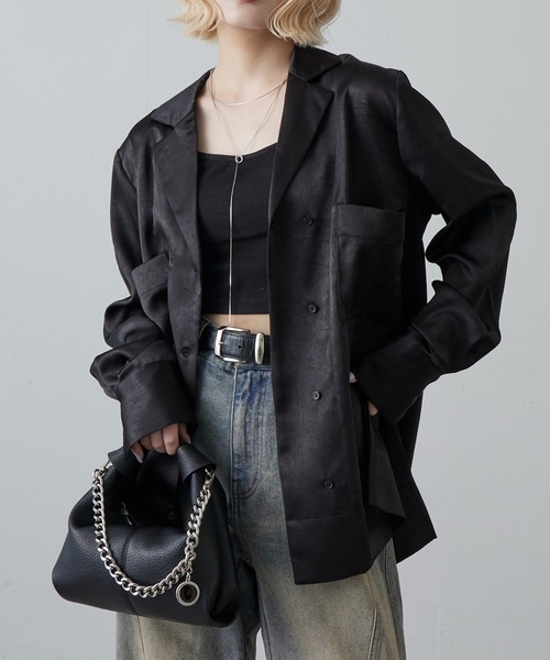 Lui's（ルイス）の「サテンジャケットライクシャツ（テーラードジャケット・レディース・ブラック/アイボリー/ネイビー・FREE）」の8枚目の写真