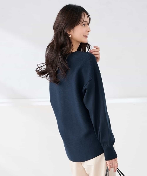 a.v.v(アーヴェヴェ)の「イレヘムガーターチュニックニット(ニット/セーター・レディース・アイボリー/オレンジ/ネイビー・38/40)」の12枚目の写真