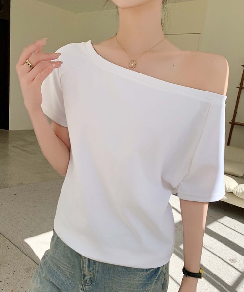 yuue' ( wear )（ユーイ）の「オフショルポンチ半袖トップス（Tシャツ/カットソー・レディース・グレー/ブラック/ホワイト/ピンク・M/L）」の7枚目の写真