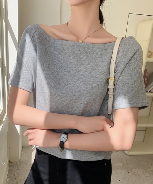 yuue' ( wear )（ユーイ）の「オフショルポンチ半袖トップス（Tシャツ/カットソー・レディース・グレー/ブラック/ホワイト/ピンク・M/L）」の15枚目の写真