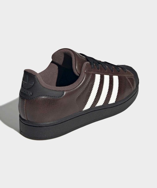 adidas（アディダス）の「スーパースターII / SUPERSTAR II / アディダスオリジナルス adidas Originals（スニーカー・レディース・ブラウン・22.0cm/22.5cm/23.0cm/23.5cm/24.0cm/24.5cm/25.0cm/25.5cm/26.0cm/26.5cm/27.0cm/27.5cm/28.0cm）」の2枚目の写真