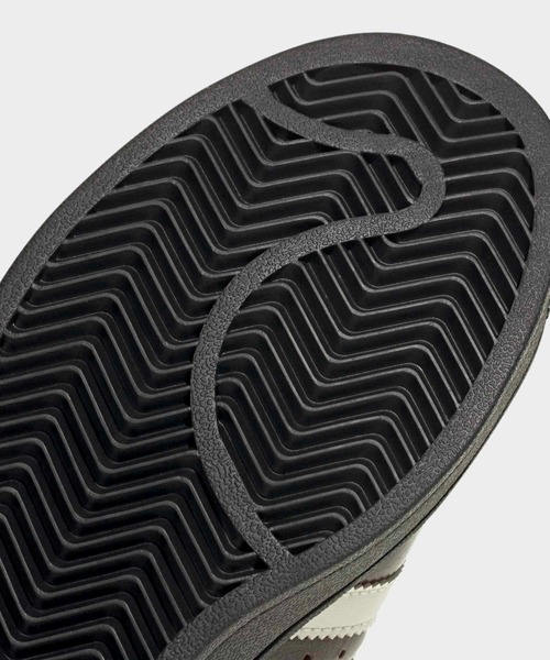 adidas（アディダス）の「スーパースターII / SUPERSTAR II / アディダスオリジナルス adidas Originals（スニーカー・レディース・ブラウン・22.0cm/22.5cm/23.0cm/23.5cm/24.0cm/24.5cm/25.0cm/25.5cm/26.0cm/26.5cm/27.0cm/27.5cm/28.0cm）」の5枚目の写真