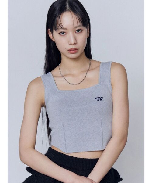 EMODA（エモダ）の「ミニマルフィットニット（ニット/セーター・レディース・ホワイト/グレー/イエロー/ブルー/ブラック・FREE）」の9枚目の写真