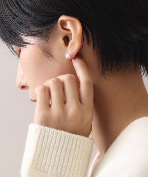 Lilas（リラ）の「アコヤパール7mmピアス K10（両耳）（ピアス（両耳用）・レディース・ホワイト・FREE）」の4枚目の写真