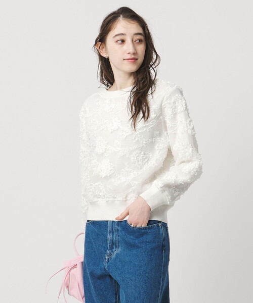 UNITED ARROWS（ユナイテッドアローズ）の「エンブロイダリーフラワー メッシュ ニット（ニット/セーター・レディース・ブラック/オフホワイト・FREE）」の5枚目の写真