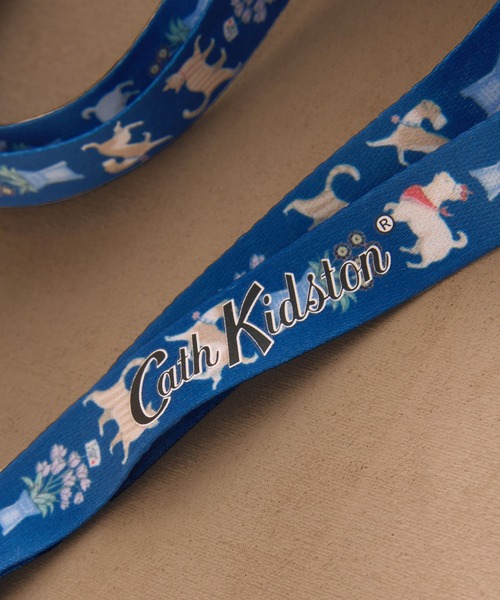 Cath Kidston(キャスキッドソン)の「ランヤード Flower Market(パスケース・レディース・ブルー・FREE)」の3枚目の写真