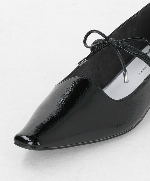 SY UNITED ARROWS（シーユナイテッドアローズ）の「＜SY＞ウェーブカットリボン フラット25↑（パンプス・レディース・ブラック/シルバー・25cm/24.5cm/24cm/23cm/22.5cm/22cm/23.5cm）」の6枚目の写真