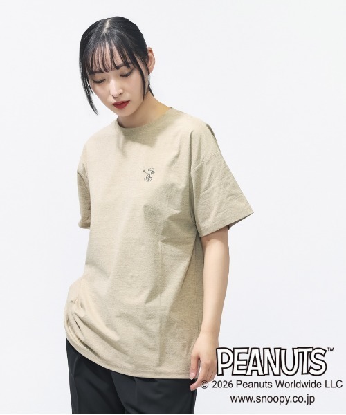 PEANUTS(ピーナッツ)の「ピーナッツ UVカットドライグラフィックTシャツ サマー(Tシャツ/カットソー・レディース・ブラック/ベージュ/ホワイト・S/M/L/XL)」の3枚目の写真