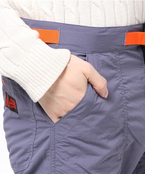 KATO`（カトー）の「ＫＡＴＯ｀オレンジベルトパンツ(KATO` ORANGE BELT PANT)KATO`コラボレーションモデル（その他パンツ・メンズ・スモークグレー/グレイッシュベージュ・SMALL/LARGE/X-LARGE/MEDIUM）」の9枚目の写真