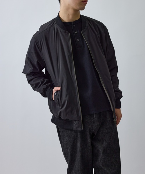 j.n.r.d(ジェー・エヌ・アール・ディー)の「マルチマテリアルリバーシブルブルゾン(MA-1・メンズ・ブラック/ベージュ・L/LL/M/S)」の13枚目の写真