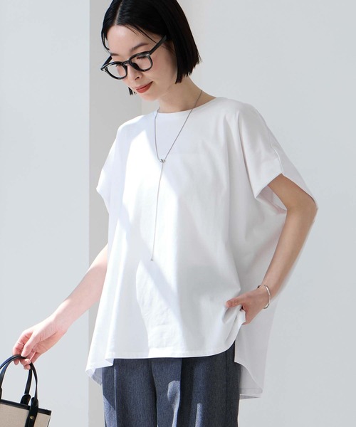 Aunely(オーネリー)の「【Aunely】ひんやり 360°きれい見え フレンチスリーブ ミニマル Tシャツ <YOSOOIシリーズ>(Tシャツ/カットソー・レディース・ネイビー/イエロー系/モカ/ブラウン/チャコールグレー/オフホワイト/ライトブルー/ブラック・L/M)」の2枚目の写真