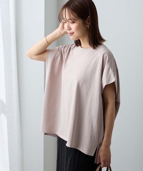 Aunely(オーネリー)の「【Aunely】ひんやり 360°きれい見え フレンチスリーブ ミニマル Tシャツ <YOSOOIシリーズ>(Tシャツ/カットソー・レディース・ネイビー/イエロー系/モカ/ブラウン/チャコールグレー/オフホワイト/ライトブルー/ブラック・L/M)」の5枚目の写真