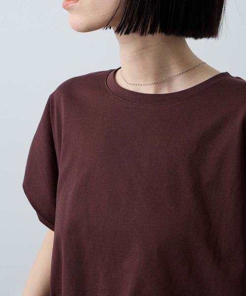Aunely(オーネリー)の「【Aunely】ひんやり 360°きれい見え フレンチスリーブ ミニマル Tシャツ <YOSOOIシリーズ>(Tシャツ/カットソー・レディース・ネイビー/イエロー系/モカ/ブラウン/チャコールグレー/オフホワイト/ライトブルー/ブラック・L/M)」の12枚目の写真