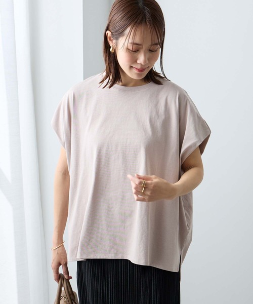 Aunely(オーネリー)の「【Aunely】ひんやり 360°きれい見え フレンチスリーブ ミニマル Tシャツ <YOSOOIシリーズ>(Tシャツ/カットソー・レディース・ネイビー/イエロー系/モカ/ブラウン/チャコールグレー/オフホワイト/ライトブルー/ブラック・L/M)」の20枚目の写真
