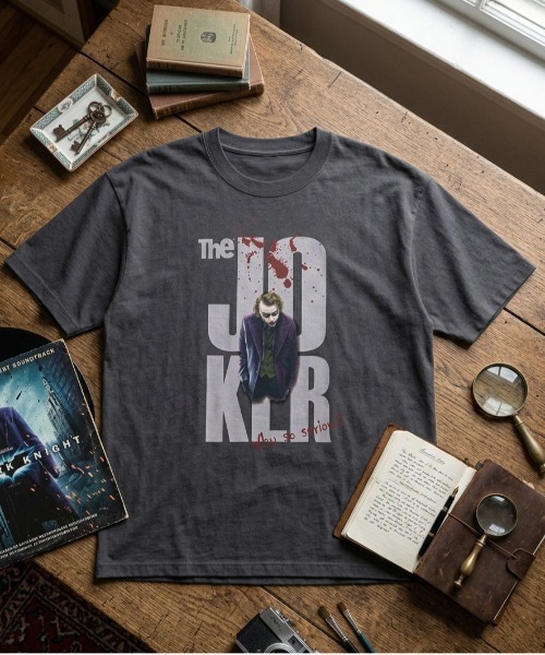 ALWAYS GOOD TIME（オルウェイズグッドタイム）の「【ＪＯＫＥＲ/ジョーカー】ＵＳＤ加工プリント半袖Ｔシャツ/Movie Tee（Tシャツ/カットソー・メンズ・アイボリー/ホワイト系その他/スミクロ/ブラック系その他・LL/L/M）」の4枚目の写真
