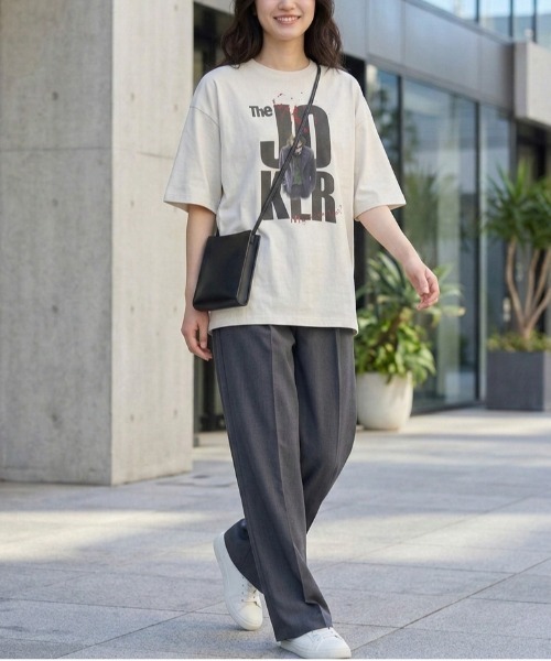 ALWAYS GOOD TIME（オルウェイズグッドタイム）の「【ＪＯＫＥＲ/ジョーカー】ＵＳＤ加工プリント半袖Ｔシャツ/Movie Tee（Tシャツ/カットソー・メンズ・アイボリー/ホワイト系その他/スミクロ/ブラック系その他・LL/L/M）」の18枚目の写真