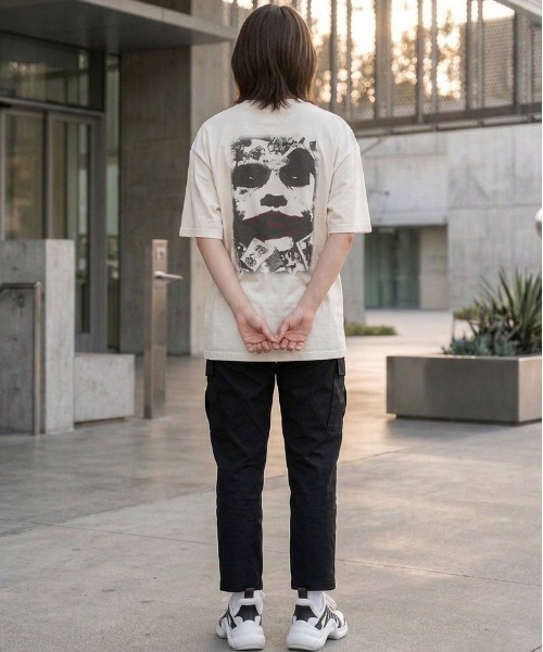 ALWAYS GOOD TIME（オルウェイズグッドタイム）の「【ＪＯＫＥＲ/ジョーカー】ＵＳＤ加工プリント半袖Ｔシャツ/Movie Tee（Tシャツ/カットソー・メンズ・アイボリー/ホワイト系その他/スミクロ/ブラック系その他・LL/L/M）」の12枚目の写真