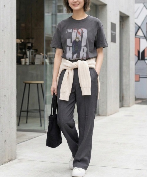 ALWAYS GOOD TIME（オルウェイズグッドタイム）の「【ＪＯＫＥＲ/ジョーカー】ＵＳＤ加工プリント半袖Ｔシャツ/Movie Tee（Tシャツ/カットソー・メンズ・アイボリー/ホワイト系その他/スミクロ/ブラック系その他・LL/L/M）」の9枚目の写真