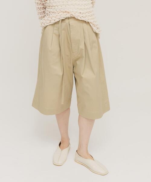 KBF（ケイビーエフ）の「WIDEハーフパンツ（その他パンツ・レディース・ベージュ/ブラウン・ONE）」の3枚目の写真