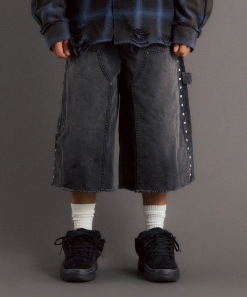 FR(13)NDS(フレンズ)の「FR(13)NDS/フレンズ/Duck Studs Shorts(その他パンツ・メンズ・ブラック/ベージュ・L/M)」の2枚目の写真