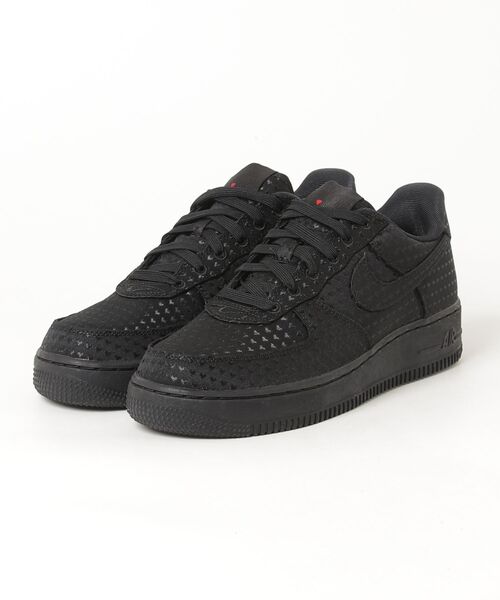 NIKE(ナイキ)の「AIR FORCE 1 RETRO(スニーカー・メンズ・ブラック・28.0cm/27.5cm/27.0cm/26.5cm/26.0cm/24.0cm)」の1枚目の写真
