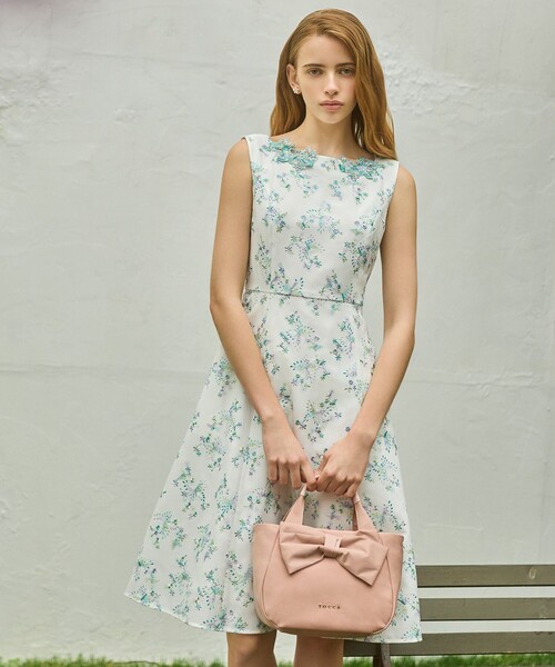 TOCCA(トッカ)の「RIBBON CUBE NYLON MINI TOTE ミニトートバッグ(トートバッグ・レディース・ブラック系/ピンク系/レッド系/ネイビー系・F)」の18枚目の写真