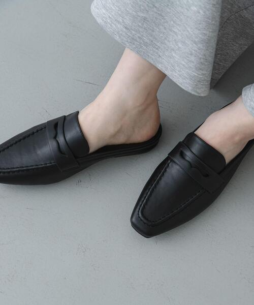 SENSE OF PLACE by URBAN RESEARCH(センスオブプレイスバイアーバンリサーチ)の「スクエアトゥローファーミュール(ローファー・レディース・ブラック/ベージュ/ライトベージュ・LARGE/SMALL/MEDIUM)」の5枚目の写真