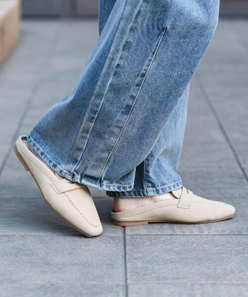 SENSE OF PLACE by URBAN RESEARCH(センスオブプレイスバイアーバンリサーチ)の「スクエアトゥローファーミュール(ローファー・レディース・ブラック/ベージュ/ライトベージュ・LARGE/SMALL/MEDIUM)」の17枚目の写真