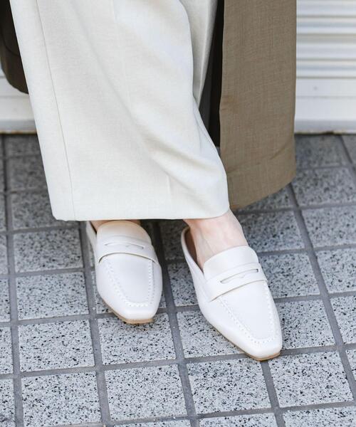 SENSE OF PLACE by URBAN RESEARCH(センスオブプレイスバイアーバンリサーチ)の「スクエアトゥローファーミュール(ローファー・レディース・ブラック/ベージュ/ライトベージュ・LARGE/SMALL/MEDIUM)」の22枚目の写真