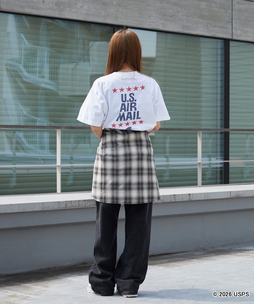 GOOD ROCK SPEED（グッドロックスピード）の「GOOD ROCK SPEED/グッドロックスピード U.S. Air Mail プリントデザイン 丸胴 クルーネックTシャツ 秋 秋服 2026年秋冬（Tシャツ/カットソー・メンズ・ホワイト・M/L/XL）」の10枚目の写真
