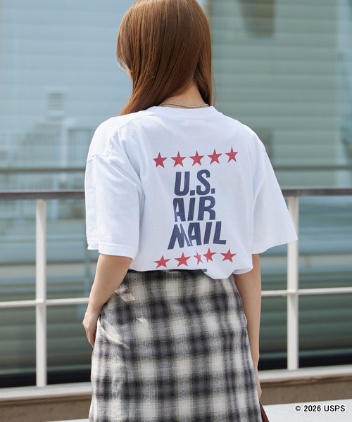 GOOD ROCK SPEED（グッドロックスピード）の「GOOD ROCK SPEED/グッドロックスピード U.S. Air Mail プリントデザイン 丸胴 クルーネックTシャツ 秋 秋服 2026年秋冬（Tシャツ/カットソー・メンズ・ホワイト・M/L/XL）」の4枚目の写真