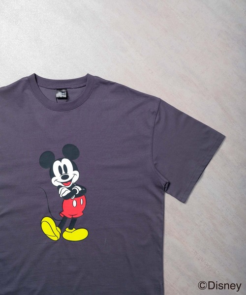 Disney（ディズニー）の「メンズ MICKEY MOUSE ミッキーマウス オーバーサイズＴシャツ（M25-100）（Tシャツ/カットソー・メンズ・グレー系その他/チャコールグレー/グレー系その他5/グレー系その他2/グレー系その他3/グレー系その他4・L/M/XL）」の8枚目の写真