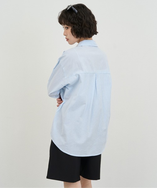 NUJOH(ヌゾ)の「Embroidery Stripe Relax Shirt / エンブロイダリーストライプリラックスシャツ(シャツ/ブラウス・レディース・ピンク/ライトブルー・FREE)」の9枚目の写真