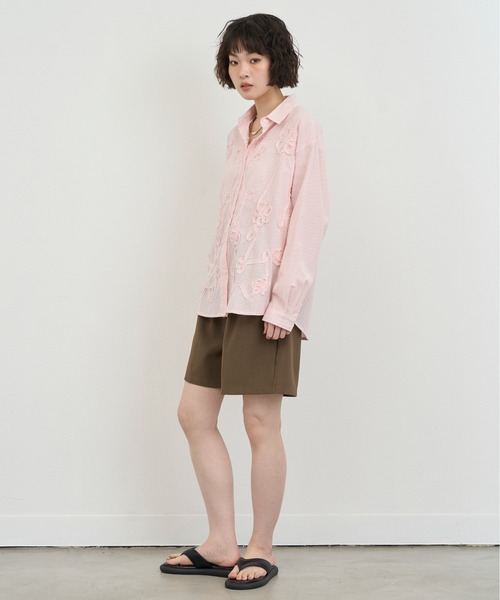 NUJOH(ヌゾ)の「Embroidery Stripe Relax Shirt / エンブロイダリーストライプリラックスシャツ(シャツ/ブラウス・レディース・ピンク/ライトブルー・FREE)」の16枚目の写真