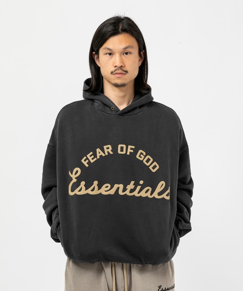 FOG ESSENTIALS(エフオージーエッセンシャルズ)の「ESSENTIALS TRAINING 90S HOODIE エッセンシャルズ トレーニングナインティーズフーディ(パーカー・メンズ・ブラック・LARGE/MEDIUM)」の4枚目の写真