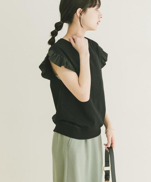 ITEMS URBANRESEARCH（アイテムズ アーバンリサーチ）の「袖フリルミニ裏毛Tシャツ（Tシャツ/カットソー・レディース・ブラック/グレー/ライトベージュ・FREE）」の17枚目の写真