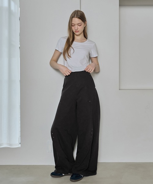 soyun（ソユン）の「スタッズ付きワイドパンツ（その他パンツ・レディース・ブラック/ブラウン・SMALL/MEDIUM/LARGE）」の6枚目の写真