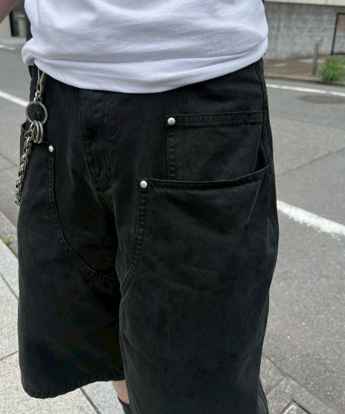 Chikashitsu +(チカシツプラス)の「【Chikashitsu +】wide carpenter bermuda pants / 【チカシツプラス】ワイドカーペンターハーフパンツ(デニムパンツ・メンズ・ベージュ/ブラック・L/M)」の7枚目の写真