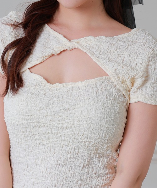 Anely(アネリー)の「Anely ツイスト オープンカット シャーリング 半袖 トップス(Tシャツ/カットソー・レディース・アイボリー/ピンク/ブラック・FREE)」の19枚目の写真