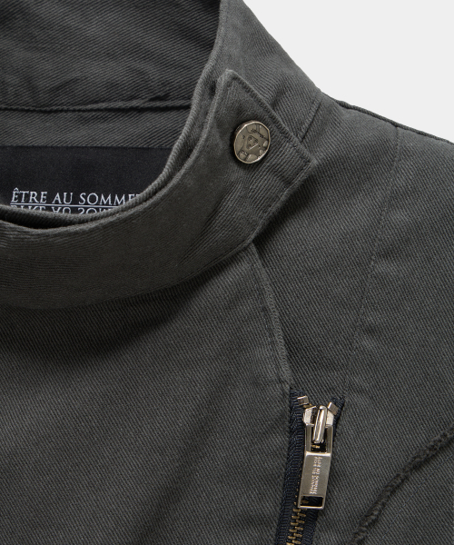 ETRE AU SOMMET（エトレオソメ）の「Diagonal Corset Vest (Dark Gray)（ベスト・レディース・ダークグレー・2/1）」の10枚目の写真