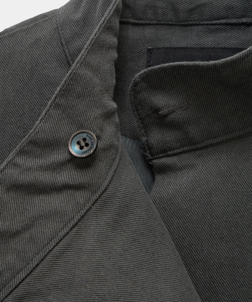 ETRE AU SOMMET（エトレオソメ）の「Diagonal Corset Vest (Dark Gray)（ベスト・レディース・ダークグレー・2/1）」の11枚目の写真
