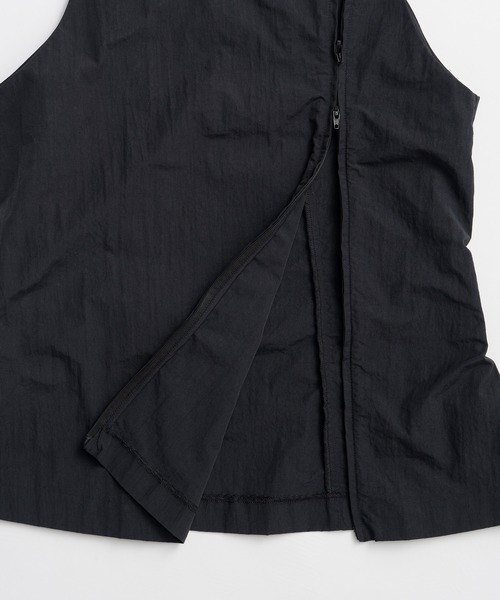 PRANK PROJECT(プランクプロジェクト)の「ジップエプロンキャミ / Zip-Up Apron Camisole(キャミソール・レディース・グレー/ブラック・FREE)」の4枚目の写真