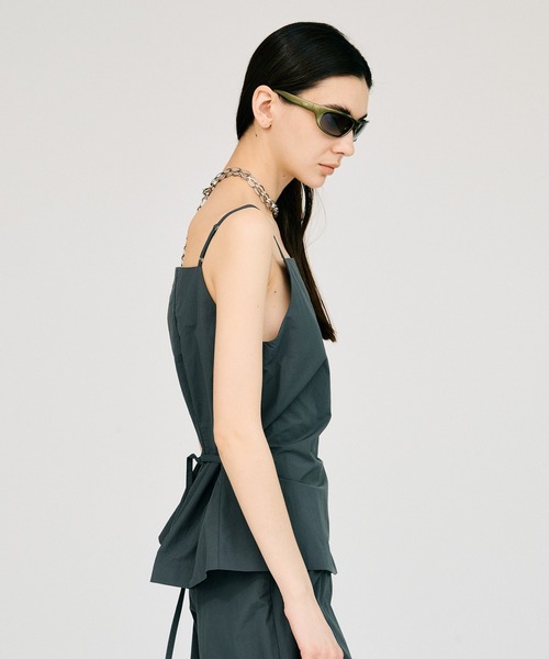 PRANK PROJECT(プランクプロジェクト)の「ジップエプロンキャミ / Zip-Up Apron Camisole(キャミソール・レディース・グレー/ブラック・FREE)」の11枚目の写真
